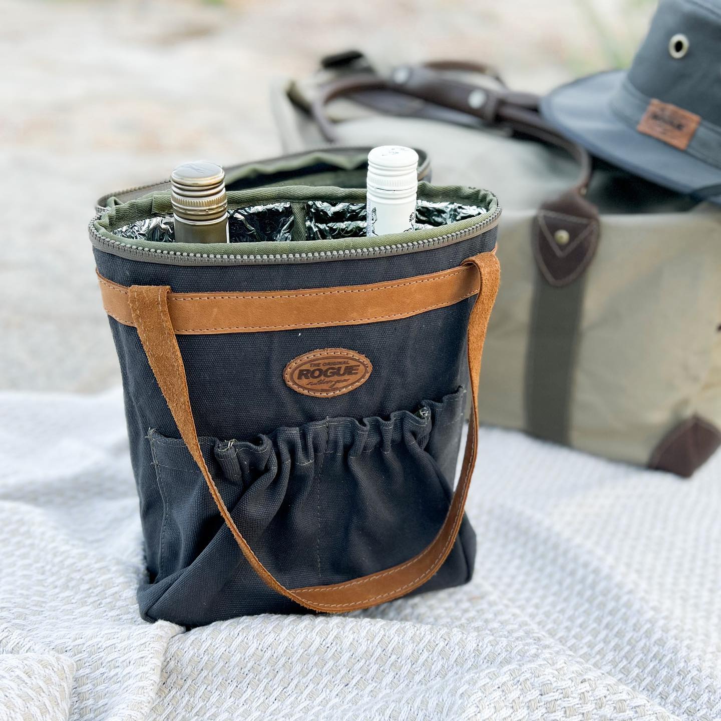 Rogue Picnic Wine Cooler